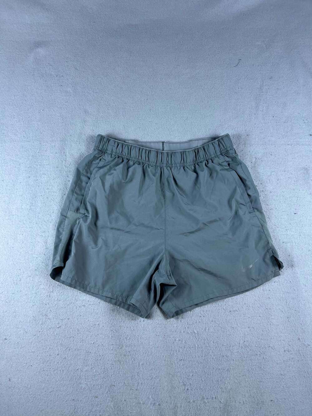 Nike Dri-FIT 5" Brief-Lined Running Shorts Men S Gray Mesh Detail Athletic Sport
